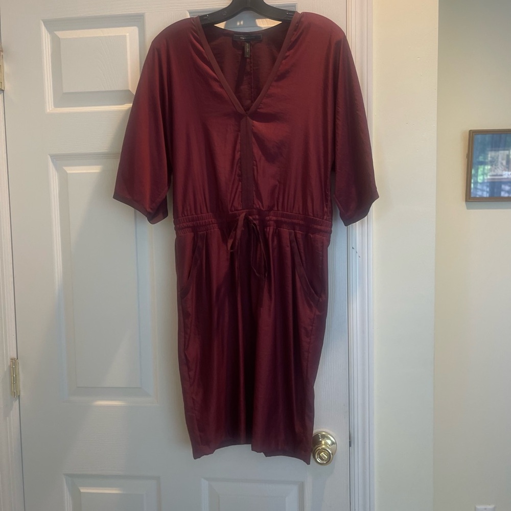 BCBG Max Arazia XS Plum dress. Never worn. Excellent condition.
